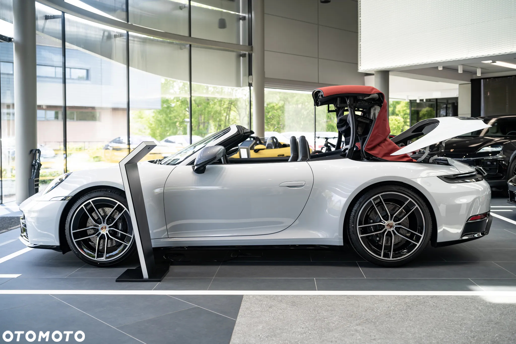 Porsche 911 Carrera T - 5