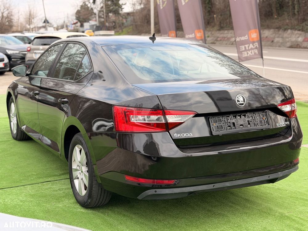 Skoda Superb - 12