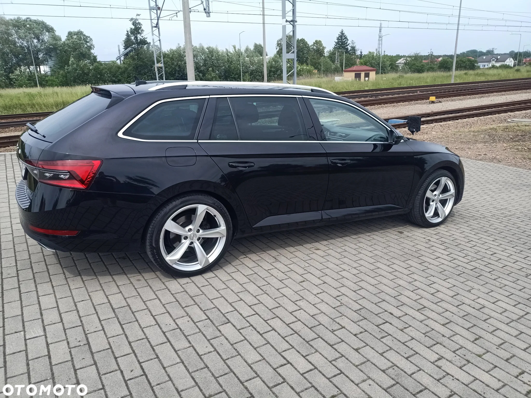 Skoda Superb 2.0 TDI Style DSG - 2