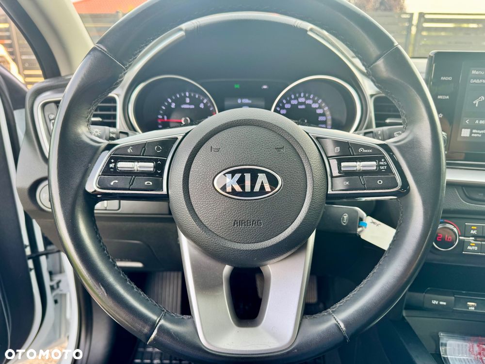 Kia Ceed 1.6 CRDi SCR L - 21