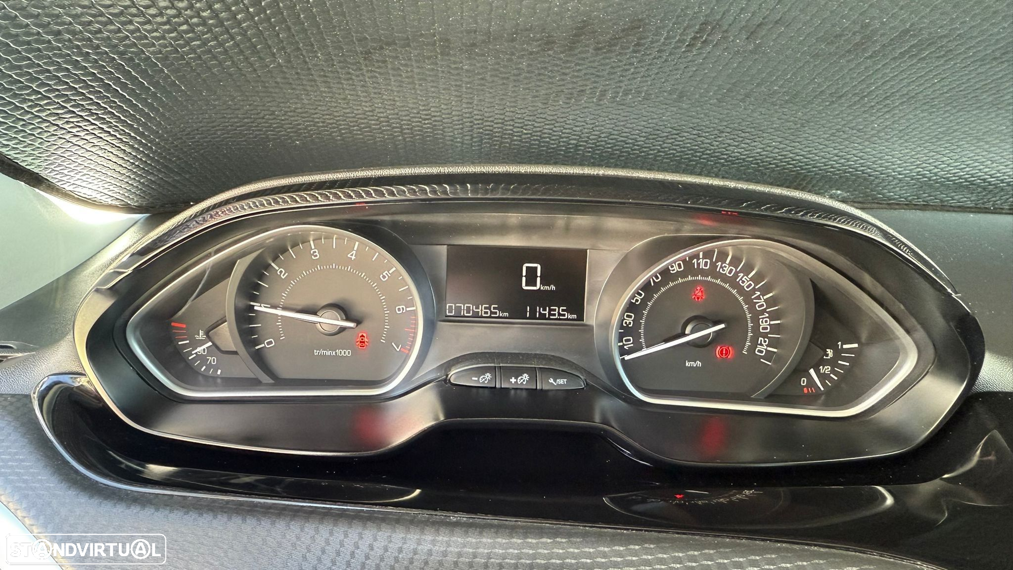 Peugeot 2008 1.2 PureTech Style - 27