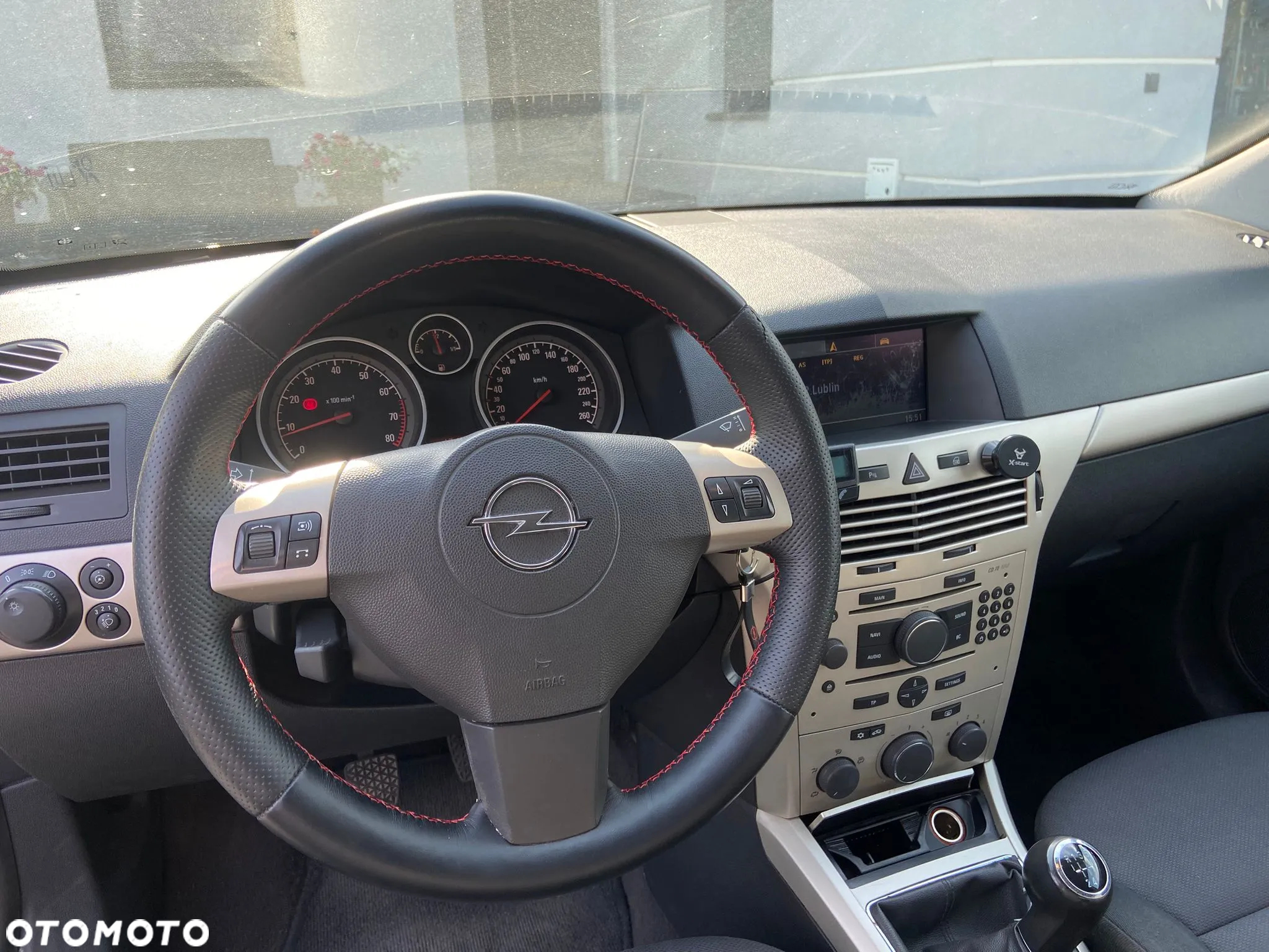 Opel Astra GTC 1.6 - 20