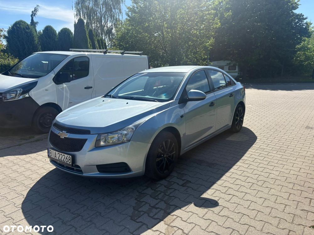Chevrolet Cruze - 3