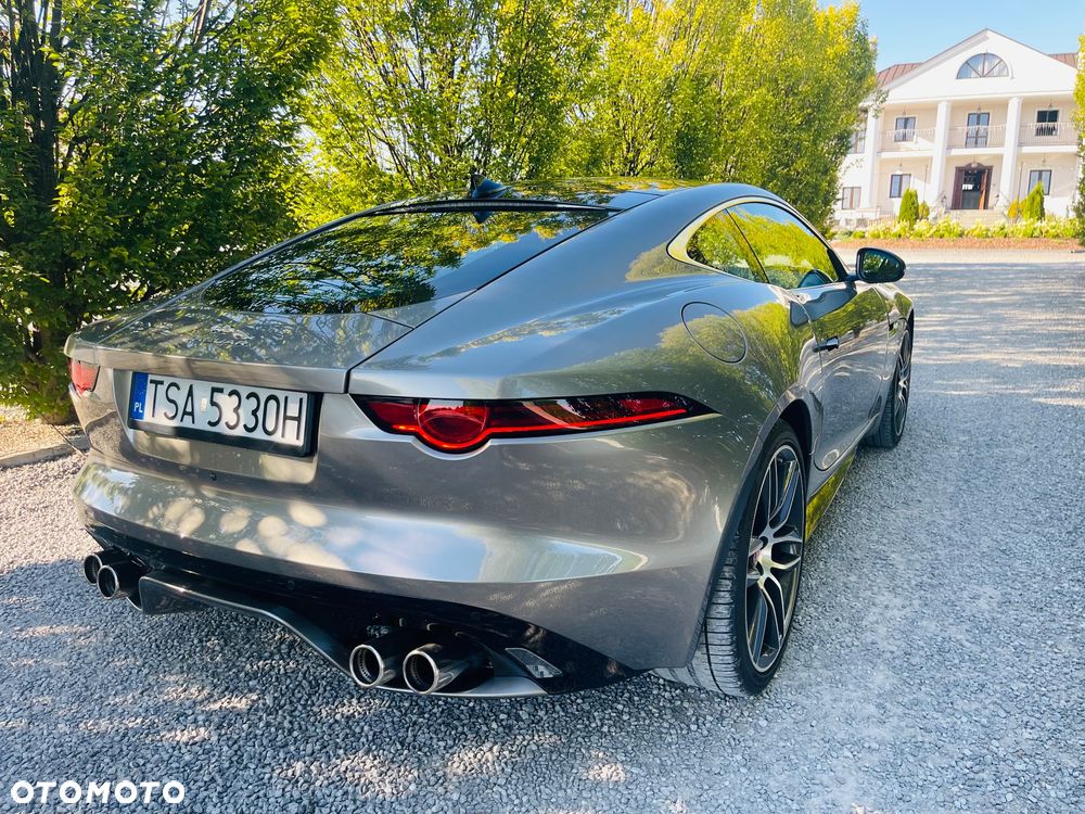 Jaguar F-Type AWD R - 14