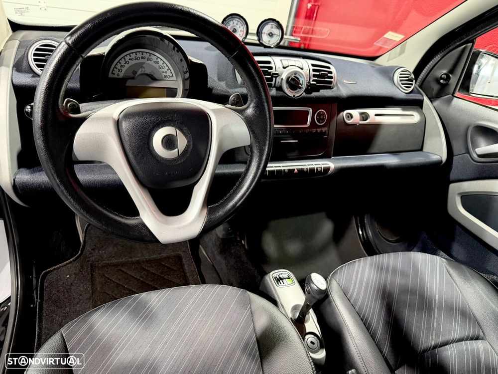 Smart ForTwo Coupé 1.0 mhd Pulse 71 Softouch - 23