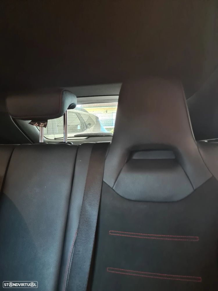 Mercedes-Benz CLA 200 Shooting Brake AMG Line Aut. - 10