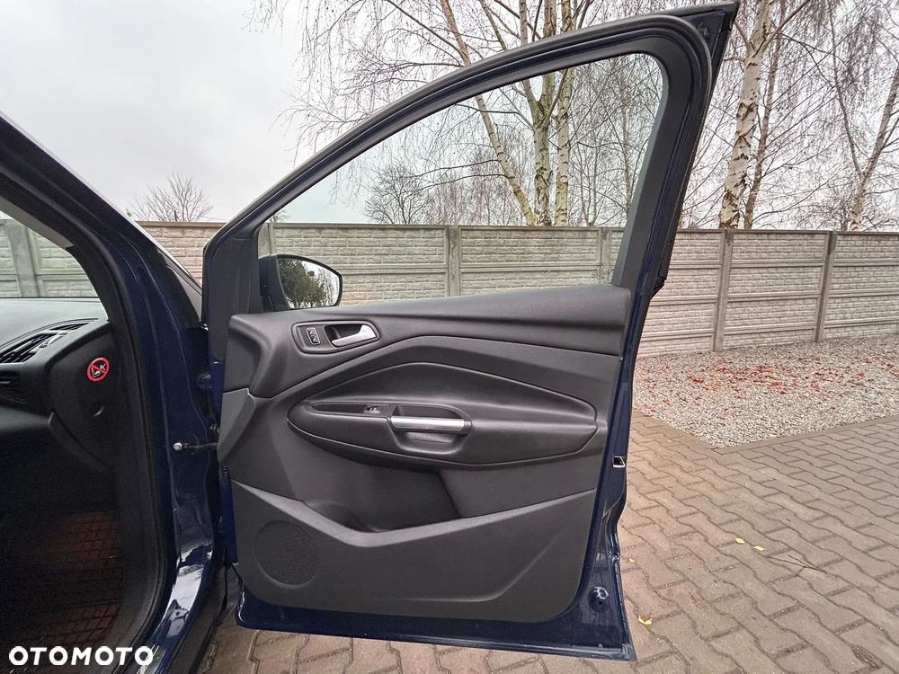 Ford Kuga 2.0 TDCi 4WD Trend - 27