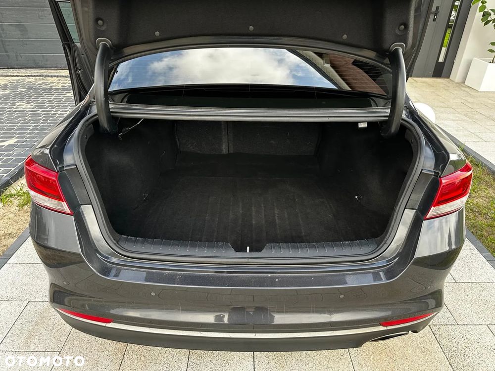 Kia Optima 1.7 CRDI L - 10