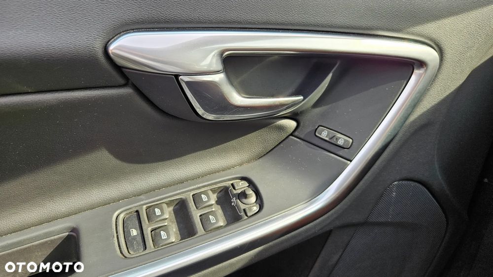 Volvo V60 - 35