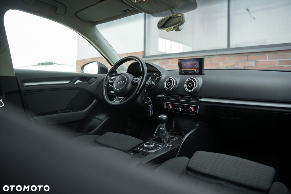 Audi A3 Sportback 2.0 TDI Attraction - 29