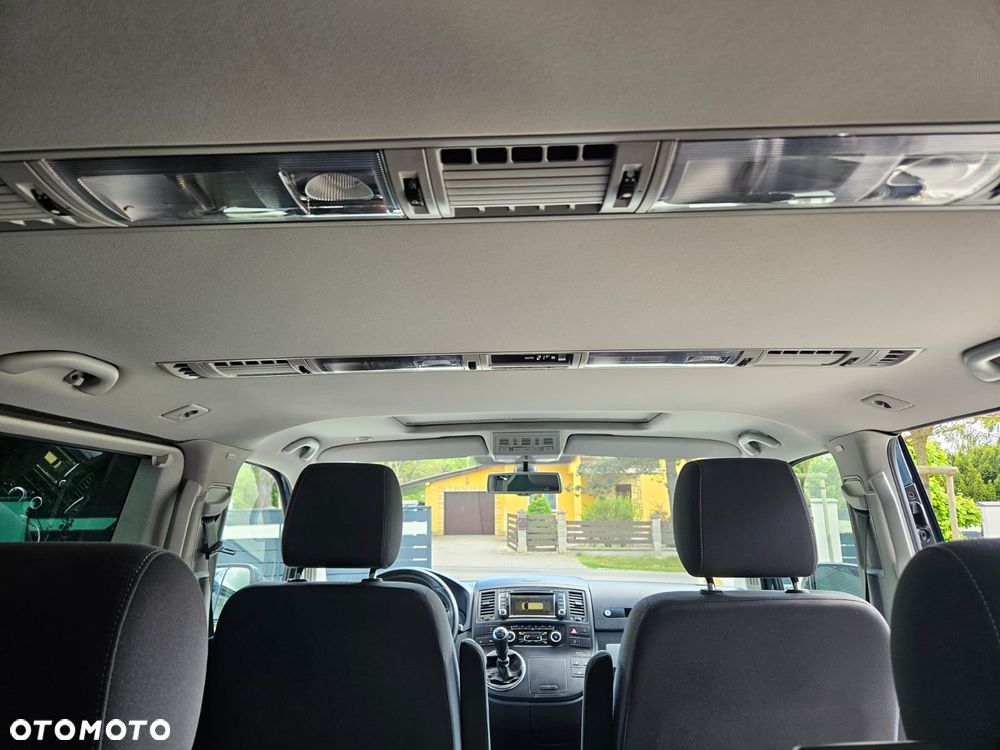 Volkswagen Multivan - 16