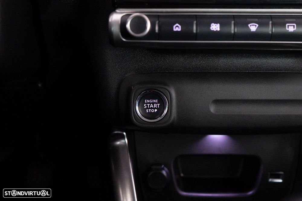 Citroën C3 Aircross 1.2 PureTech Shine Pack - 24