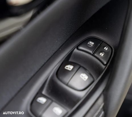 Nissan X-Trail 1.6 dCi ALL-MODE 4x4i Tekna - 17