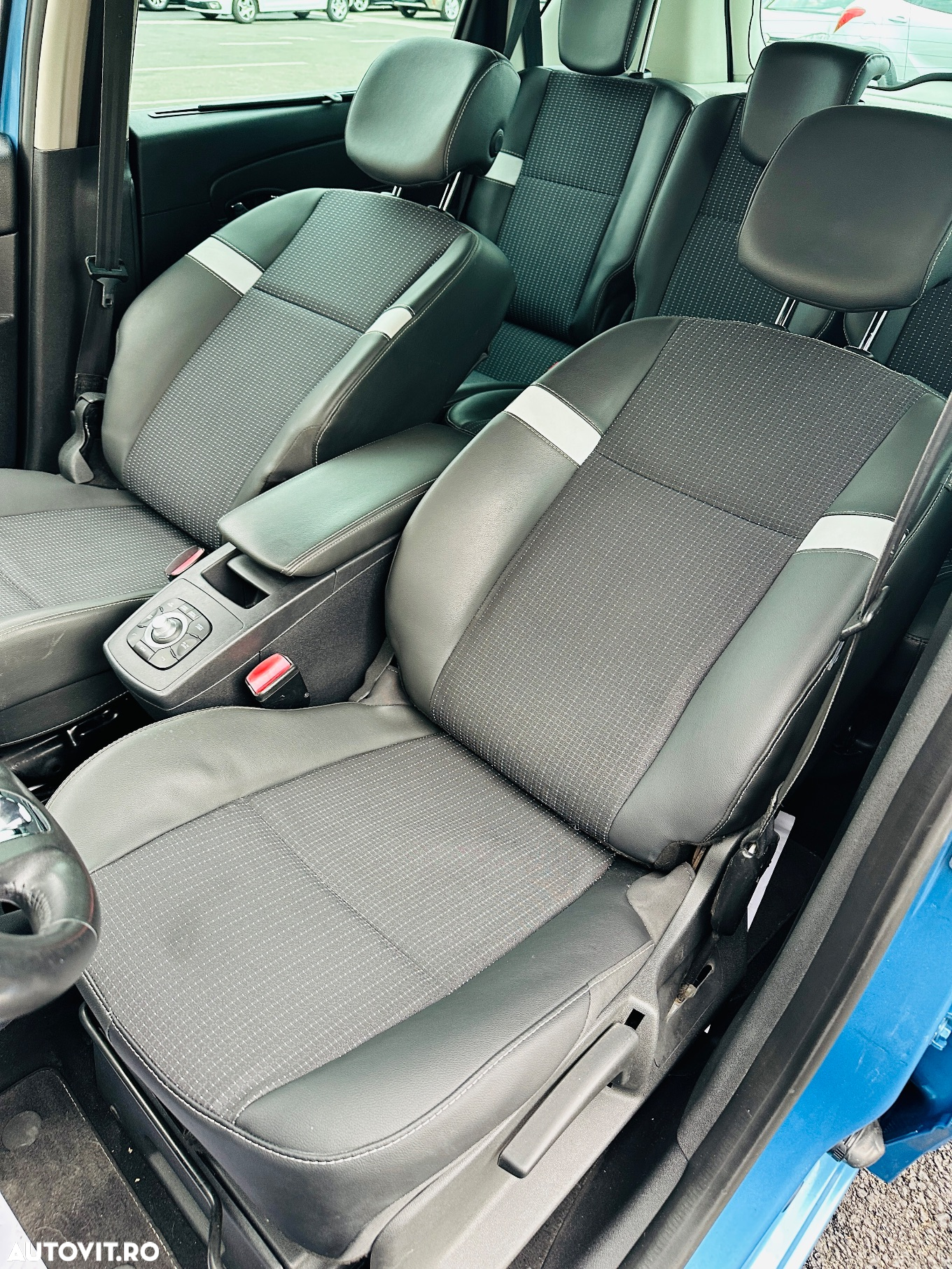 Renault Scenic ENERGY dCi 110 S&S LIMITED - 17