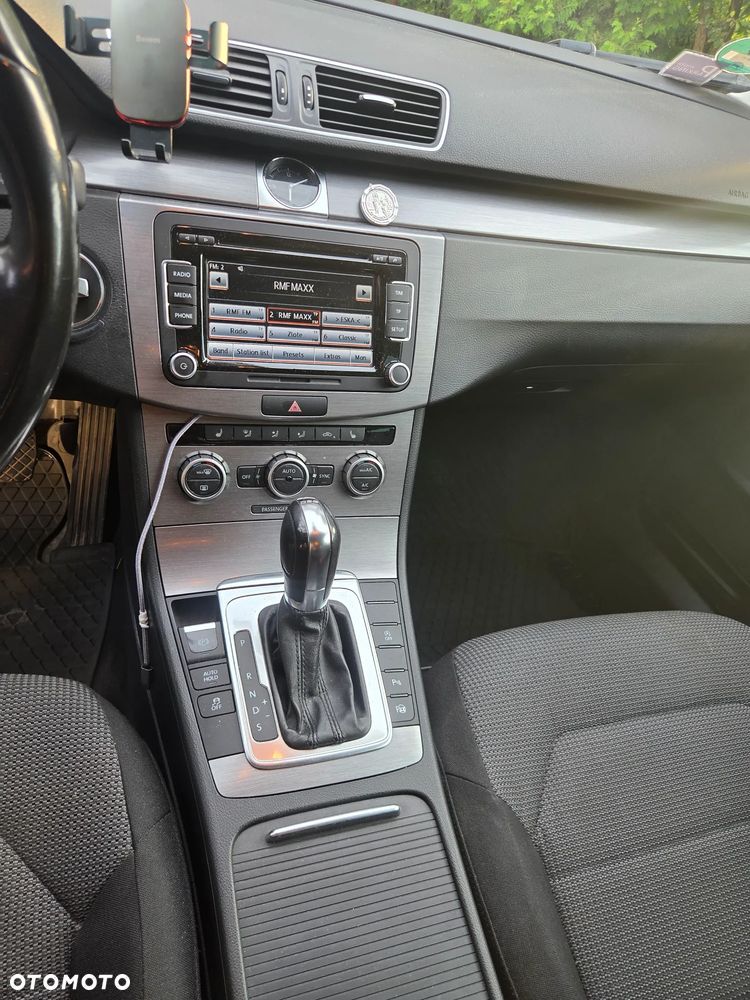 Volkswagen Passat 1.4 TSI BMT Highline DSG - 10