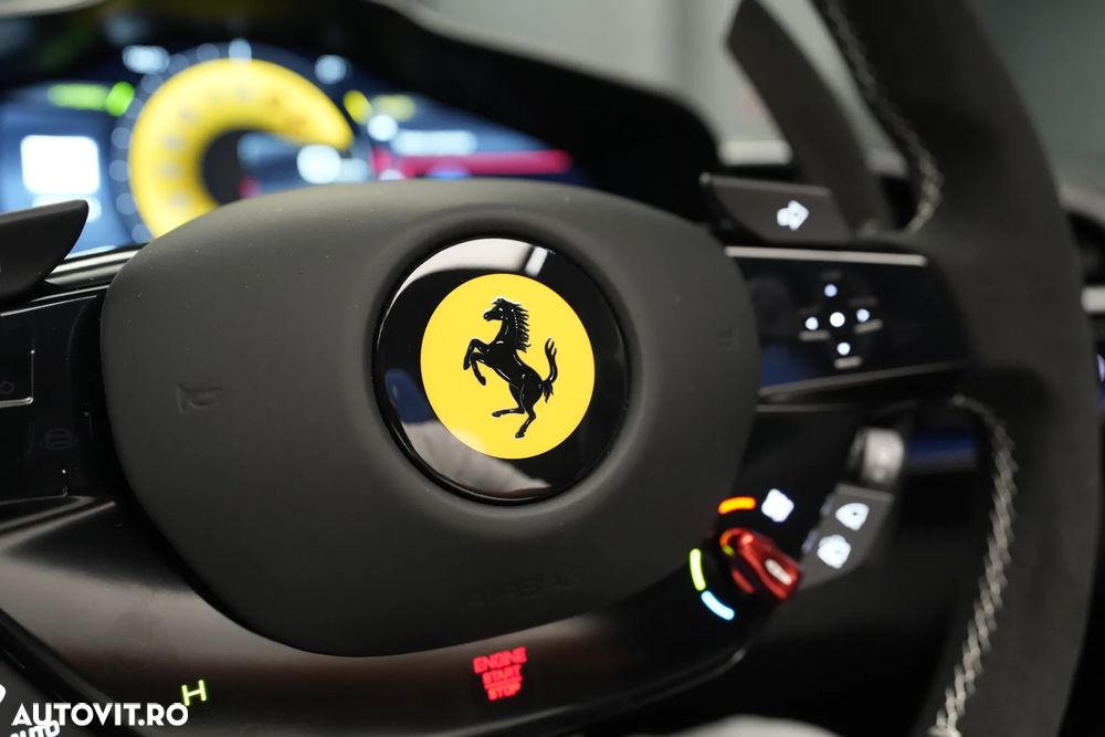 Ferrari 296 GTS - 25