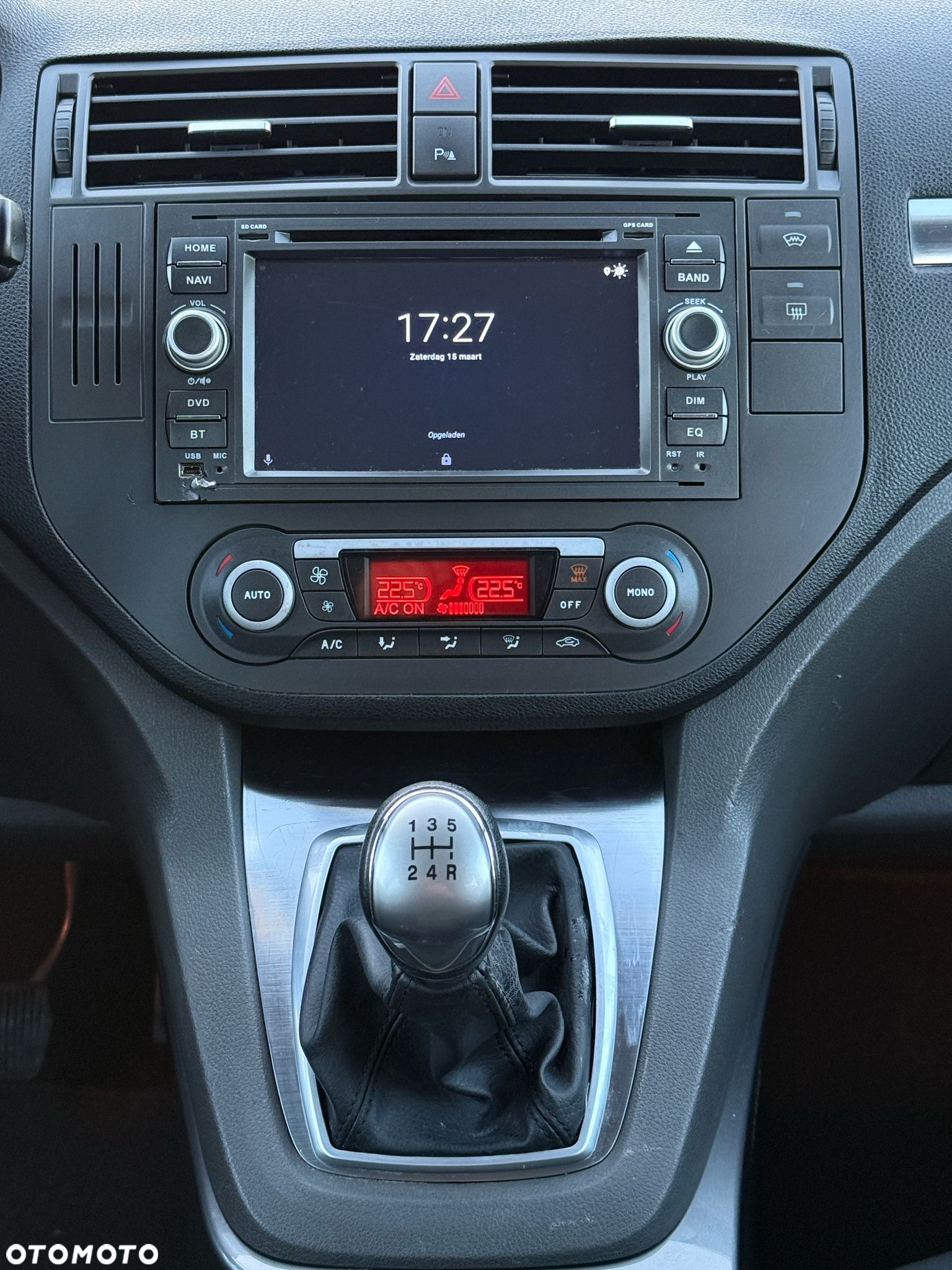Ford C-MAX 2.0 Ghia - 25