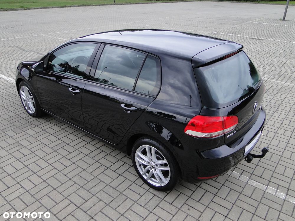 Volkswagen Golf 2.0 TDI DPF BlueMotion Technology DSG Comfortline - 19