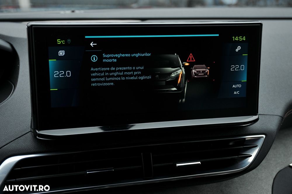 Peugeot 3008 Plug-In Hybrid 225 e-EAT8 GT - 19