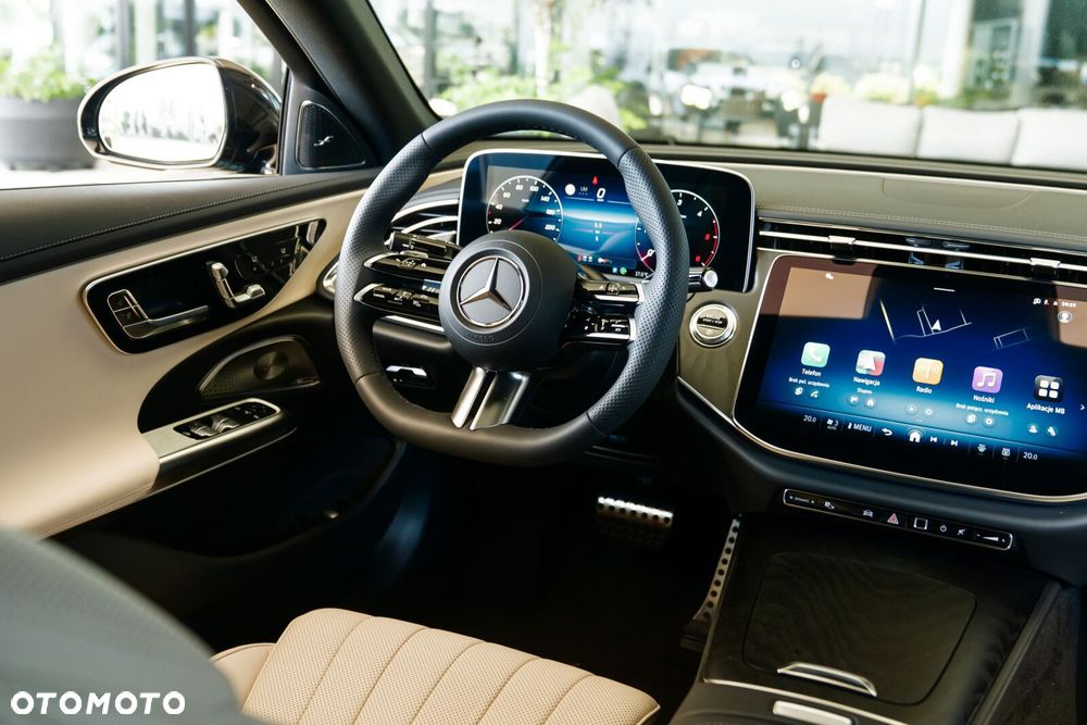 Mercedes-Benz Klasa E - 21