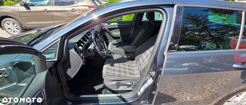 Volkswagen Golf GTD 2.0 TDI SCR DSG - 23