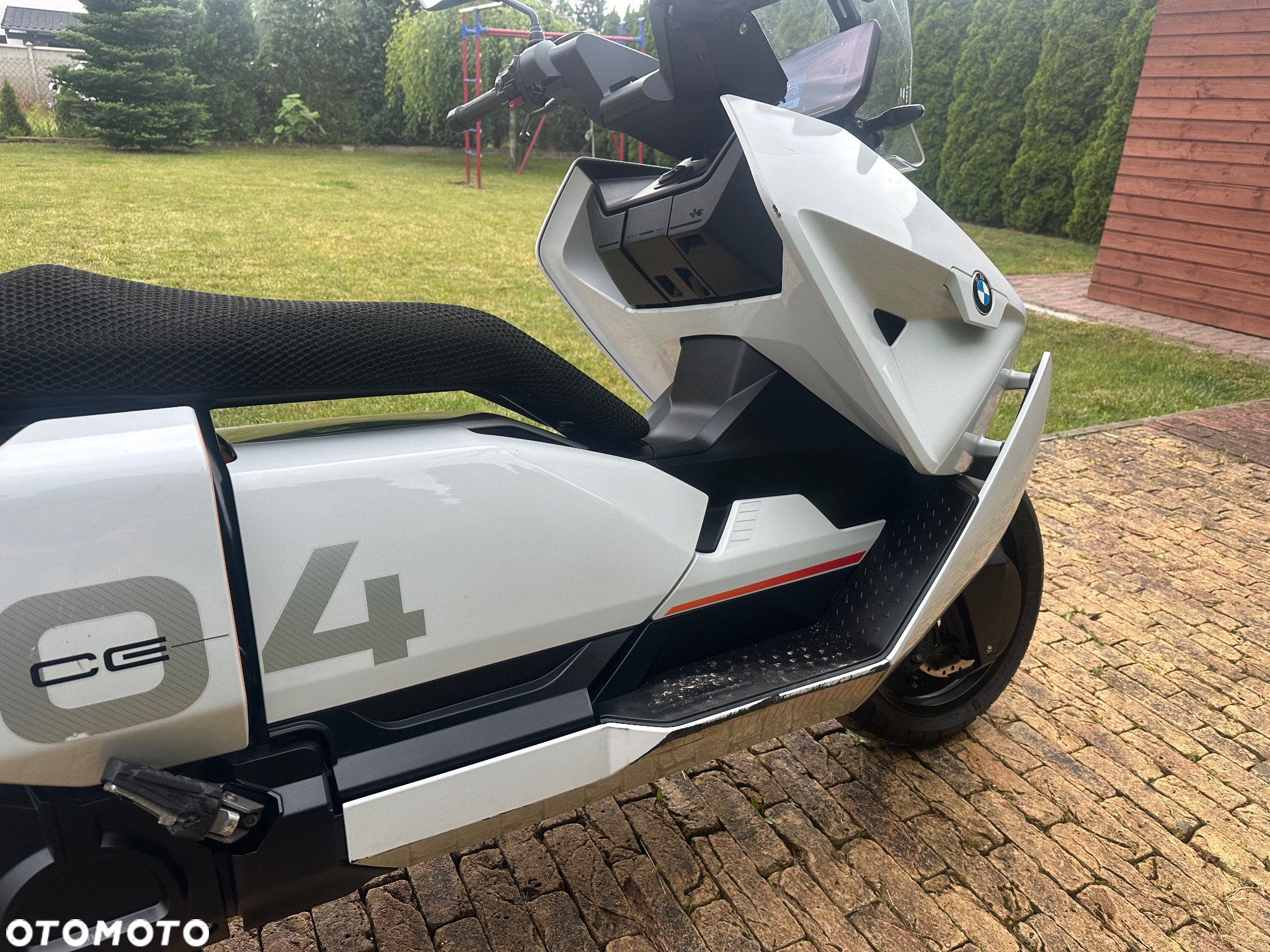 BMW CE 04 - 5