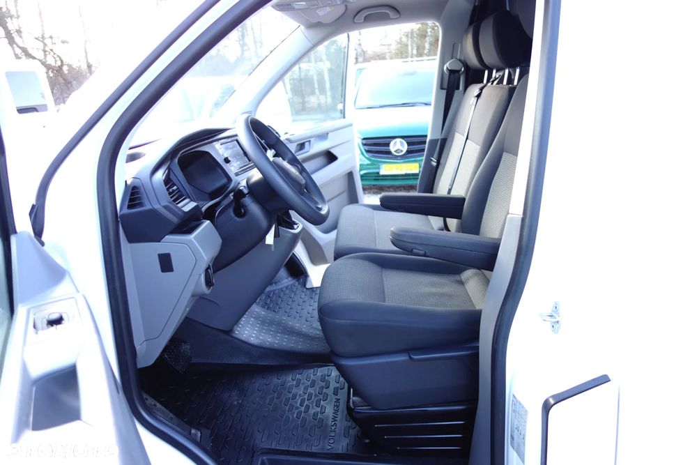 Volkswagen Transporter  T6 Automat 2.0 TDI 150 KM  L1H1 Klima Webasto - 7