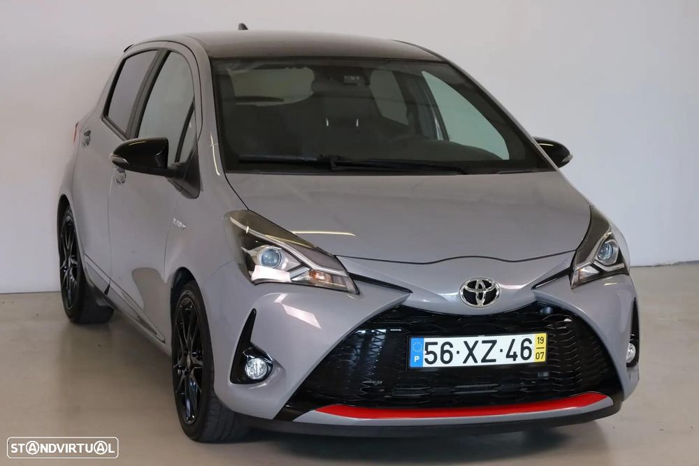 Toyota Yaris 1.5 HSD GR Sport - 8