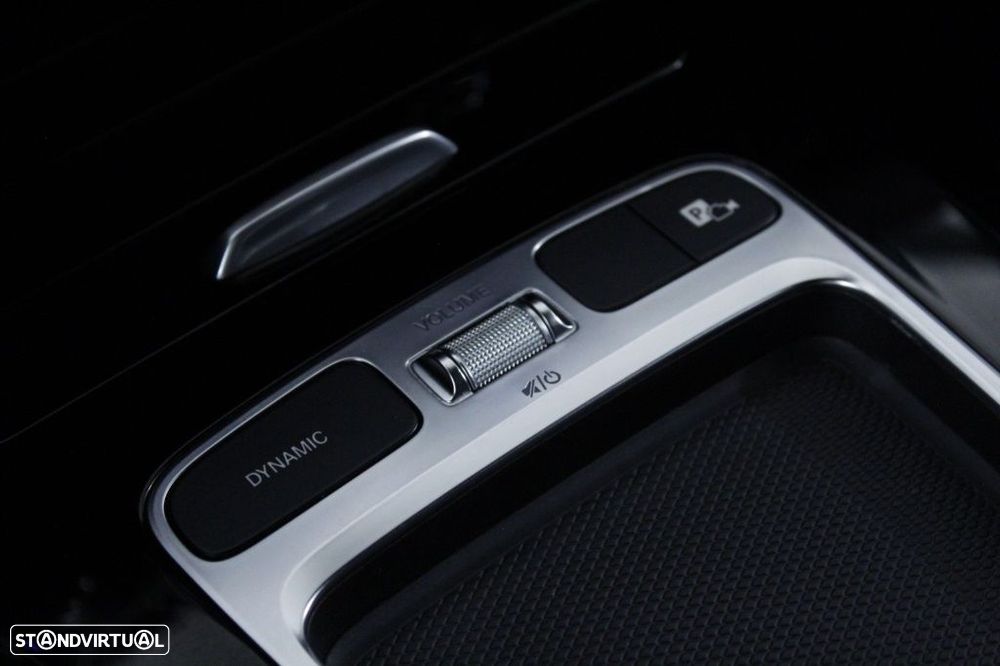 Mercedes-Benz CLA 180 d Shooting Brake Progressive Aut. - 32