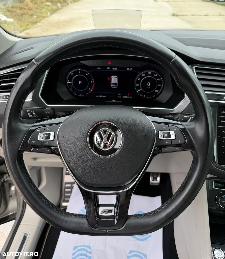 Volkswagen Tiguan 2.0 TDI SCR 4MOTION DSG Offroad - 37