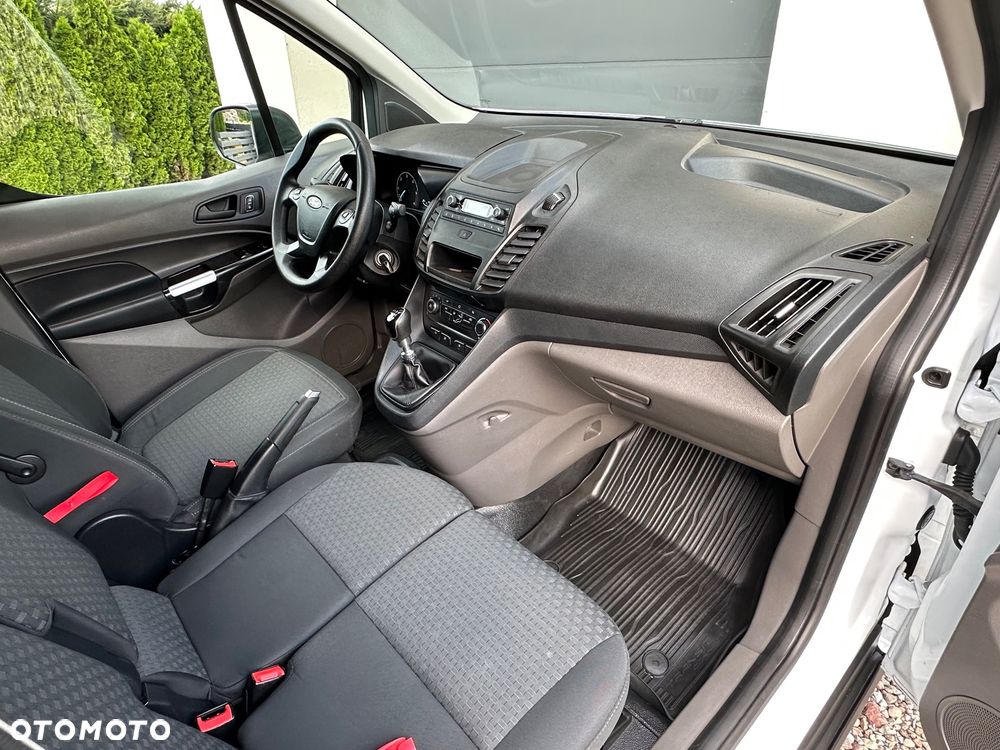 Ford Connect - 32