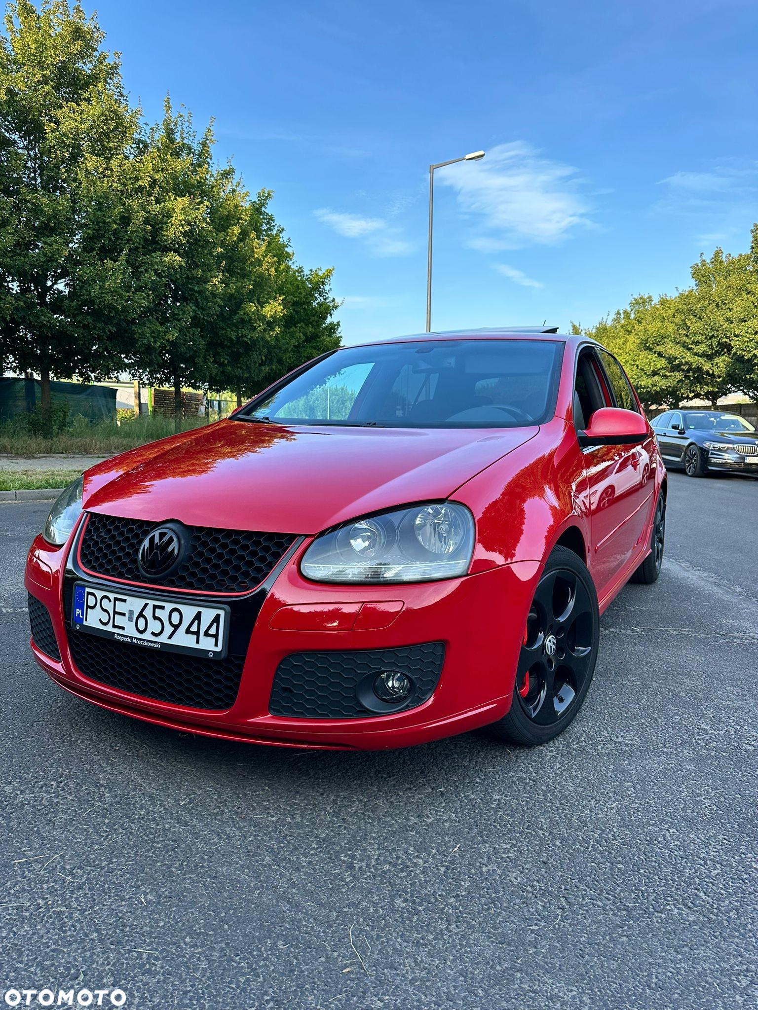 Volkswagen Golf V R32 - 11