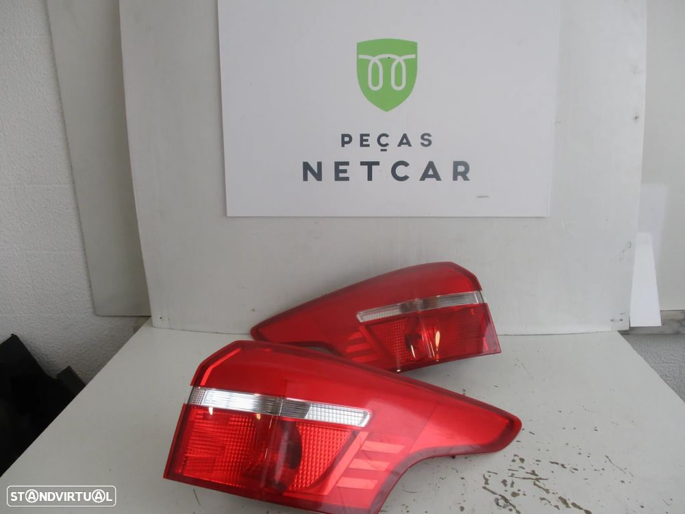 Farol Farolim Trás Ford Focus 2017 - 1