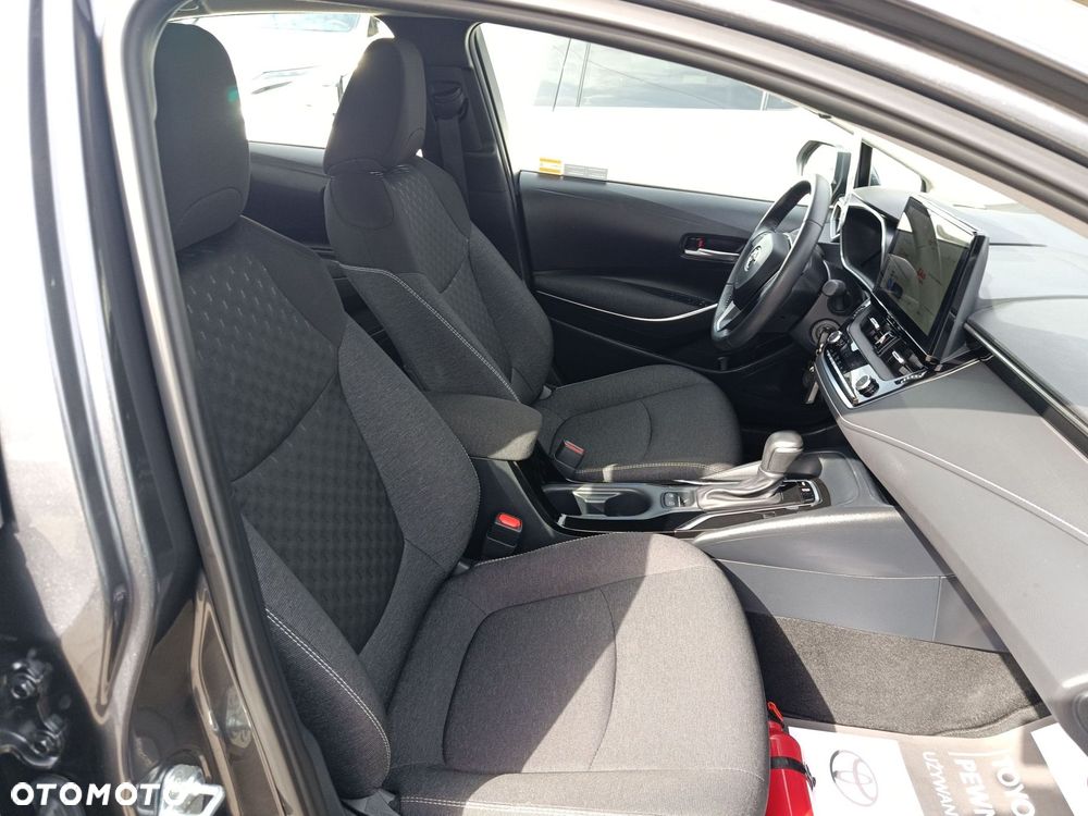 Toyota Corolla - 17