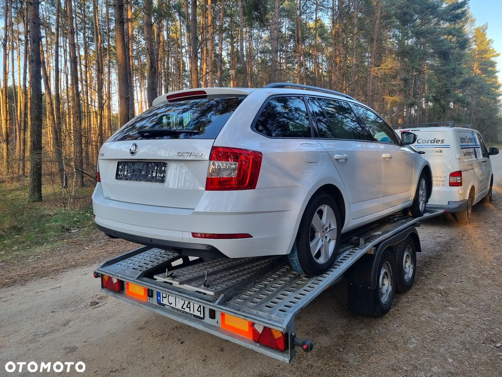 Skoda Octavia 1.6 TDI Premium Edition - 2
