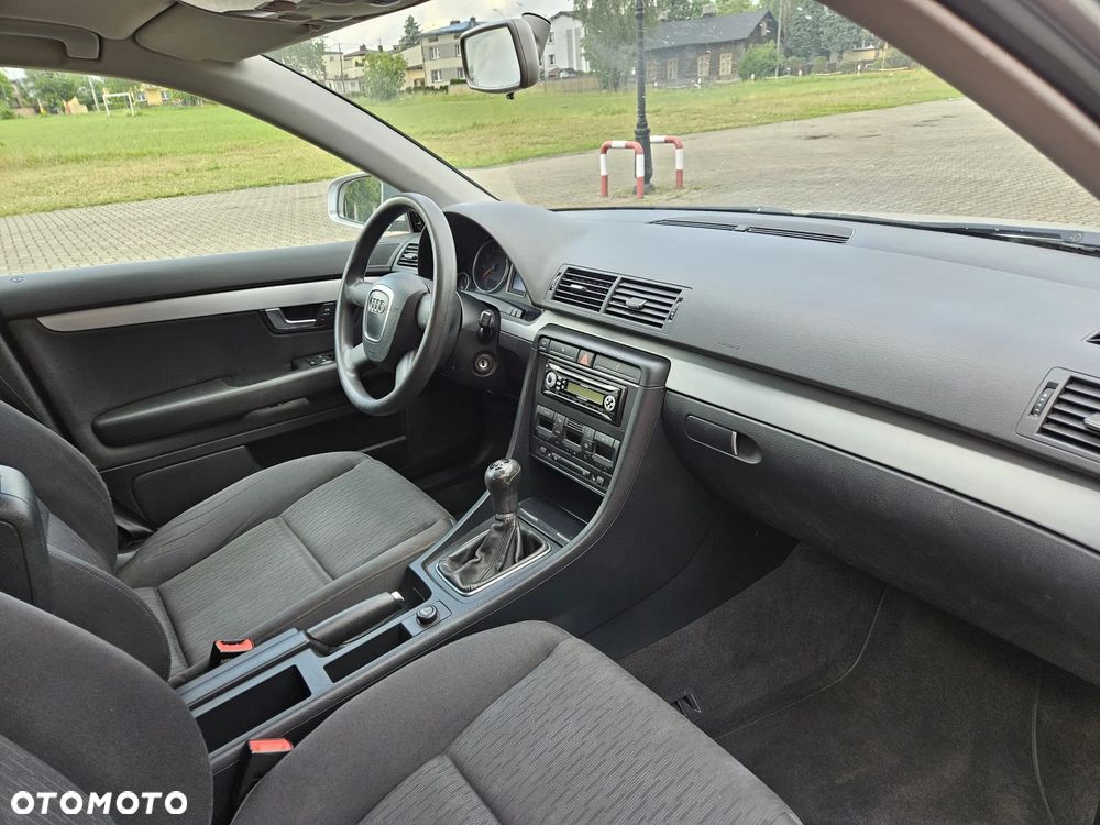 Audi A4 Avant - 8