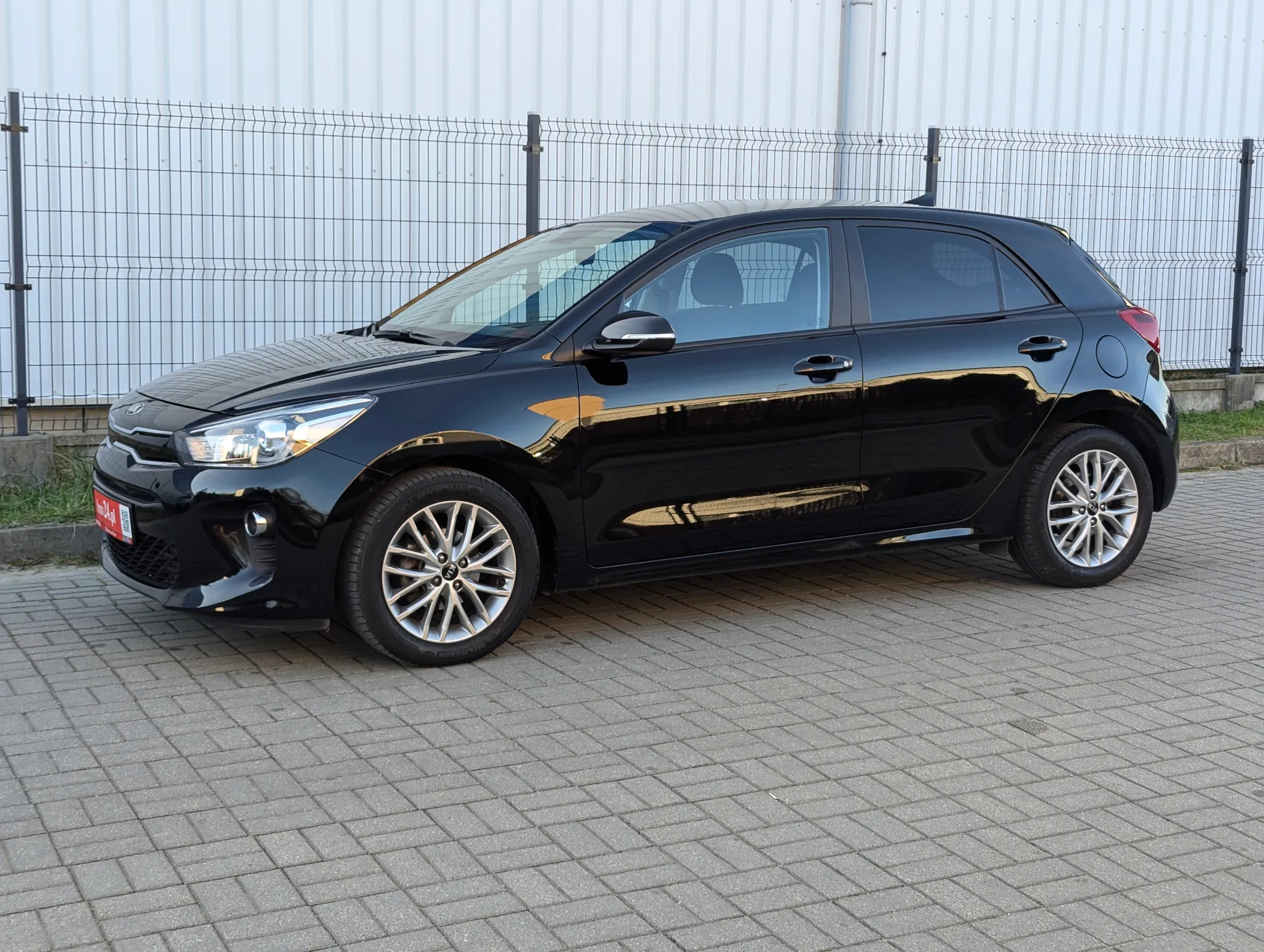 Kia Rio 1.2 Edition 7 - 19