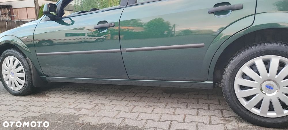 Ford Mondeo 1.8 Trend X100 / X - 21