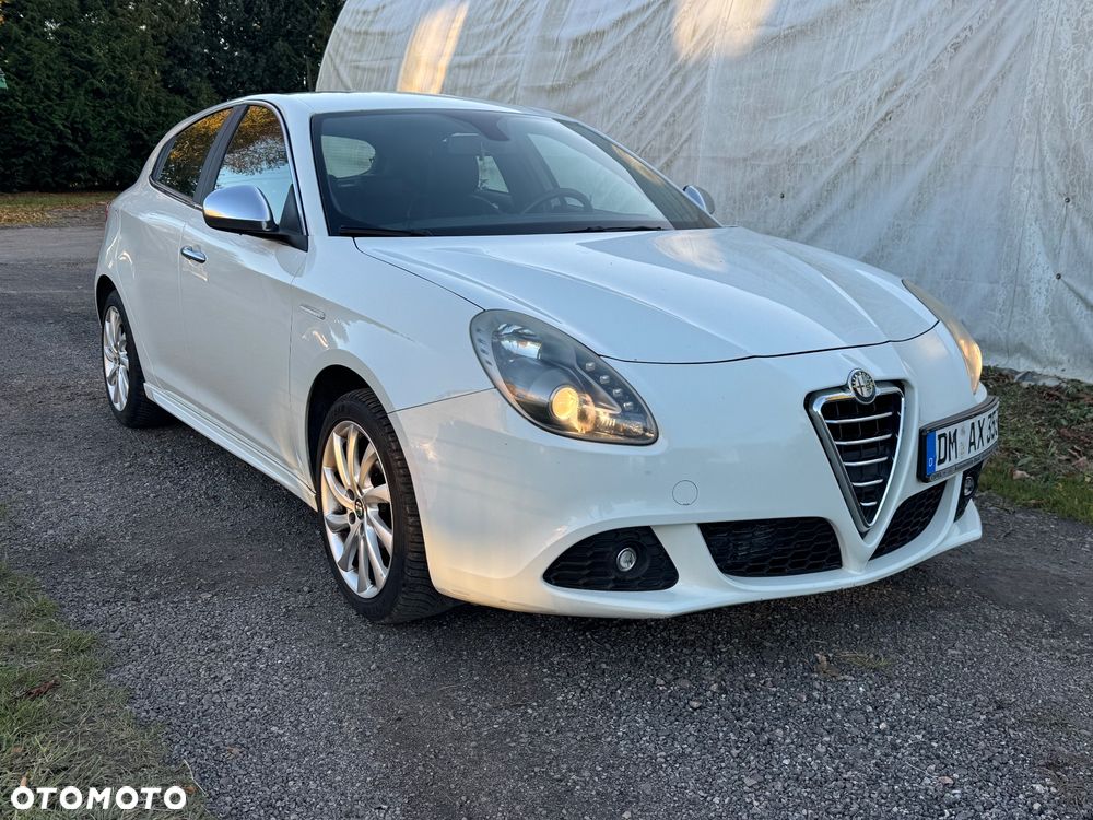 Alfa Romeo Giulietta 2011 photo 4