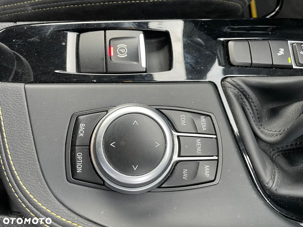 BMW X2 sDrive18i M Sport - 30