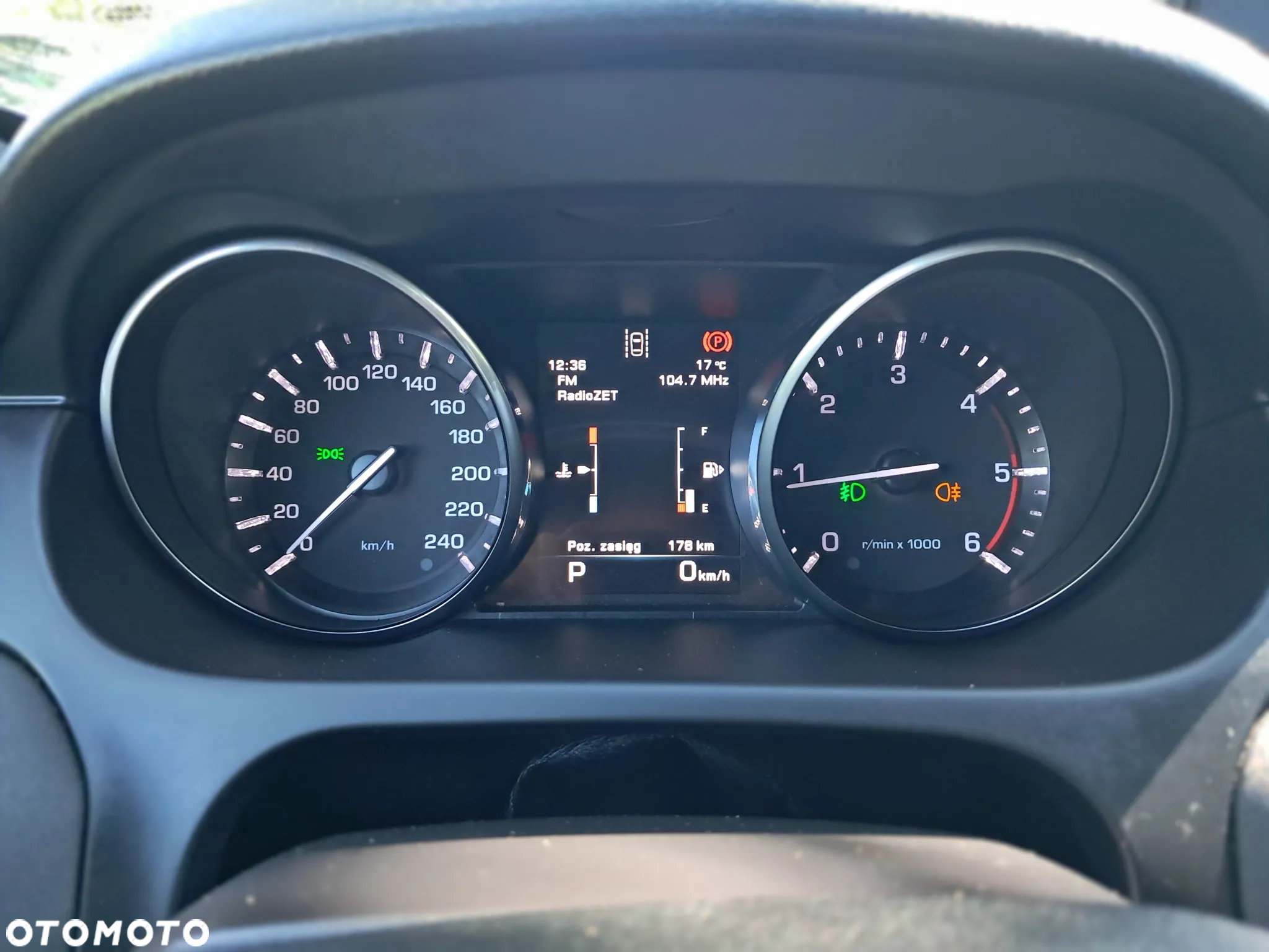Land Rover Discovery Sport - 20