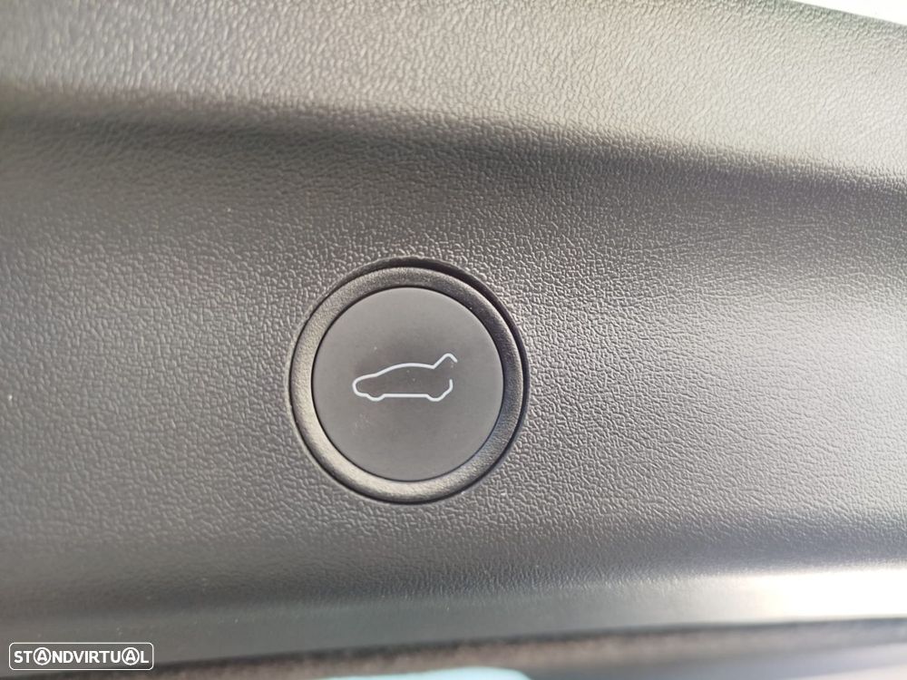 Tesla Model Y RWD - 26