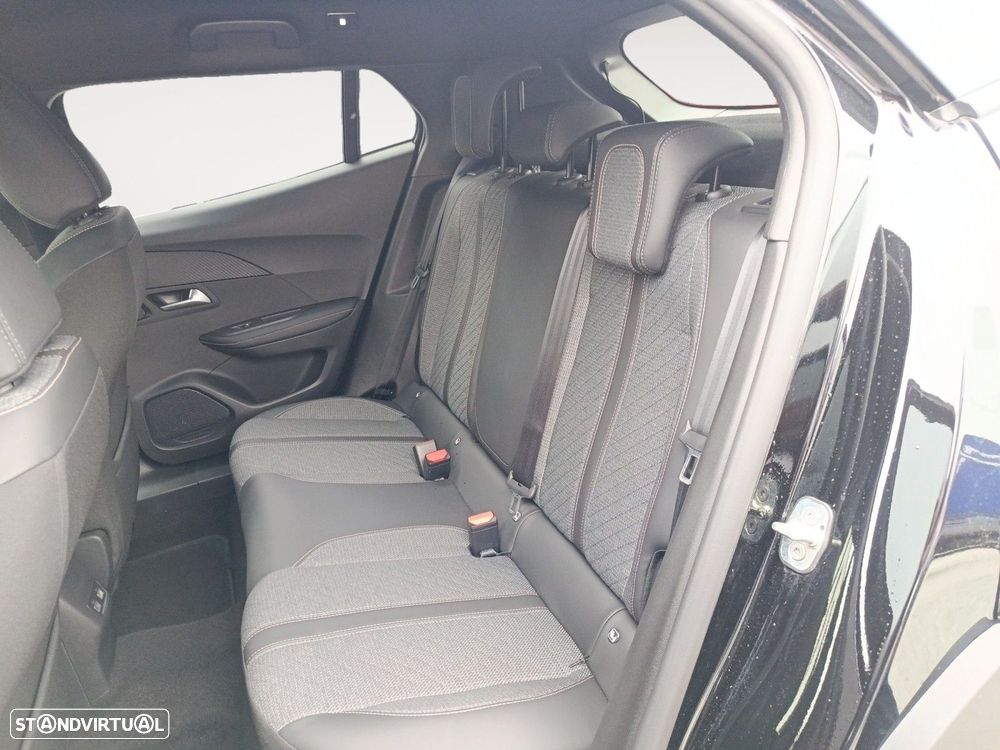 Peugeot 2008 1.2 Hybrid Allure e-DCS6 - 13