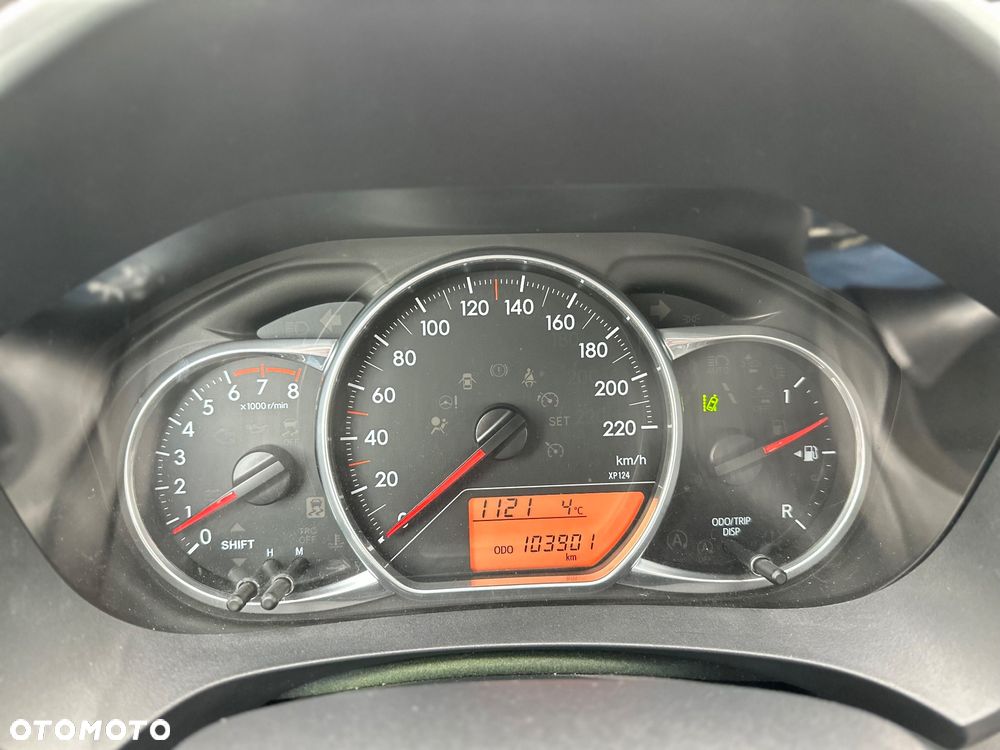 Toyota Yaris 1.33 VVT-i Edition - 30