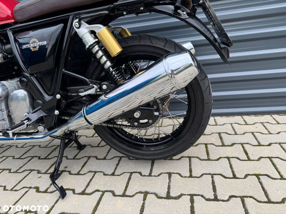 Royal Enfield Interceptor - 17