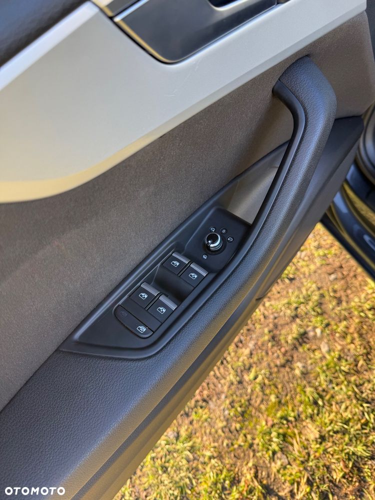 Audi A4 Avant 2.0 TDI - 23