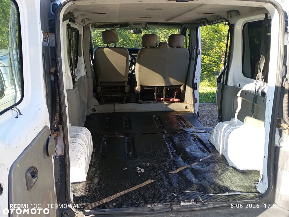 Renault Trafic Passenger - 5