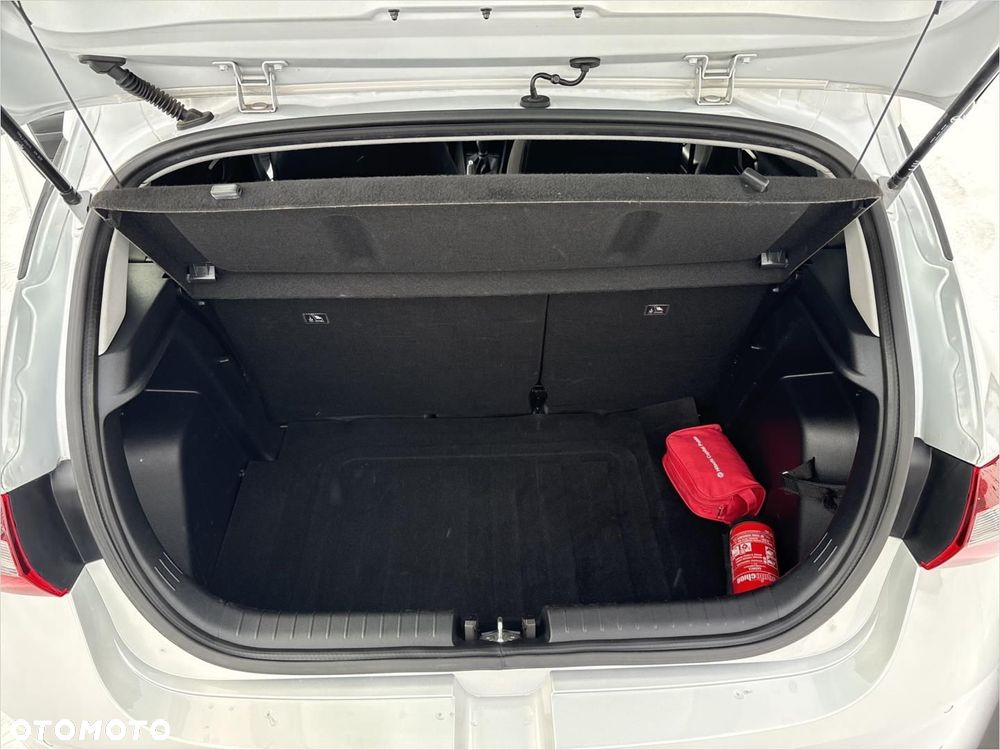 Hyundai i20 1.2 Classic Plus - 19