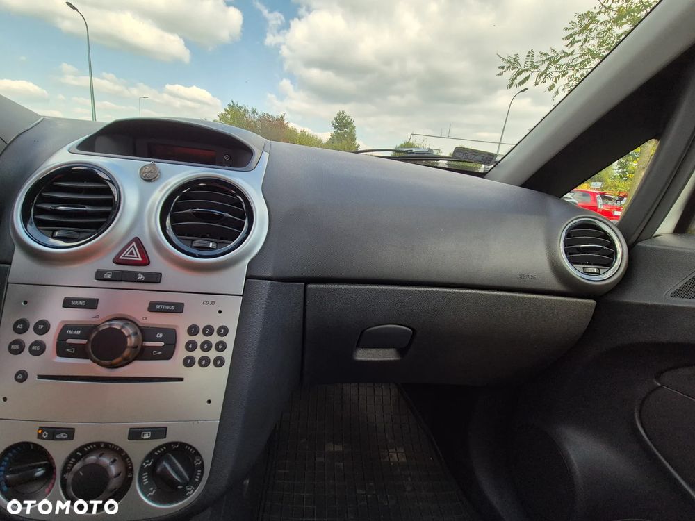 Opel Corsa - 15