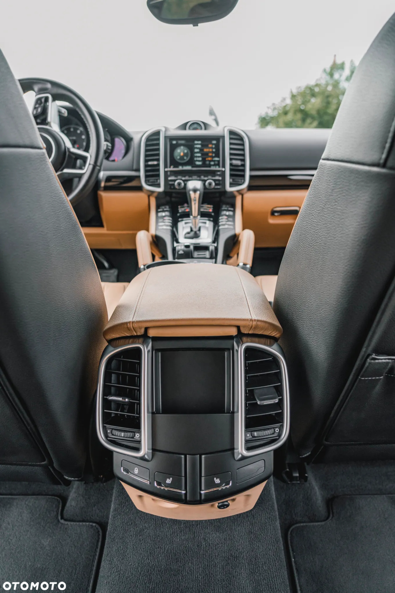 Porsche Cayenne Standard - 19